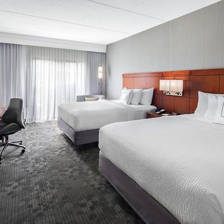 Courtyard By Marriott Pittsburgh Airport Hotel Coraopolis Ngoại thất bức ảnh