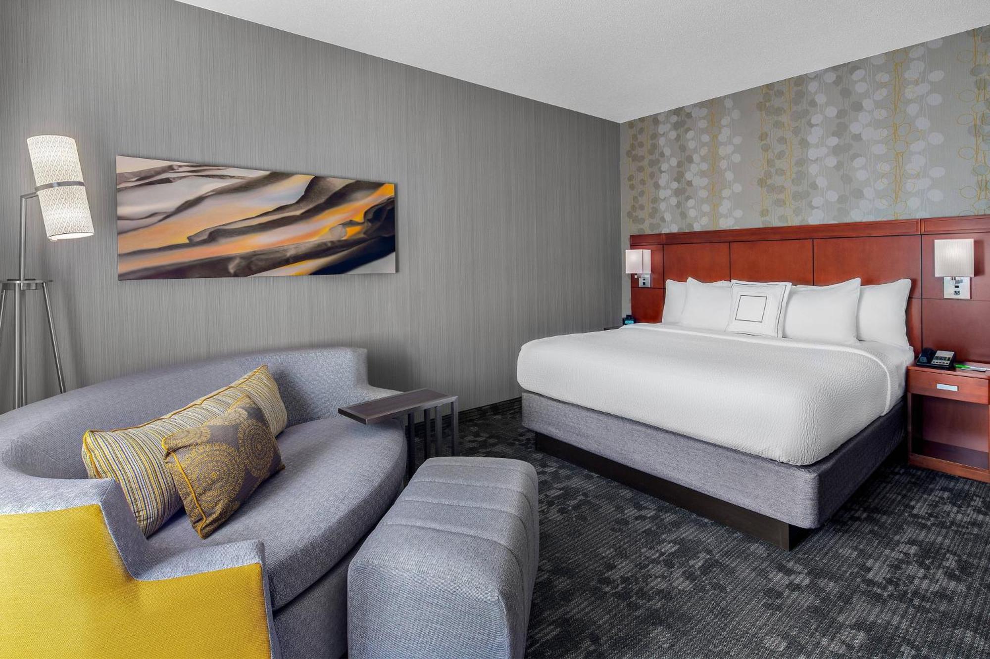 Courtyard By Marriott Pittsburgh Airport Hotel Coraopolis Ngoại thất bức ảnh